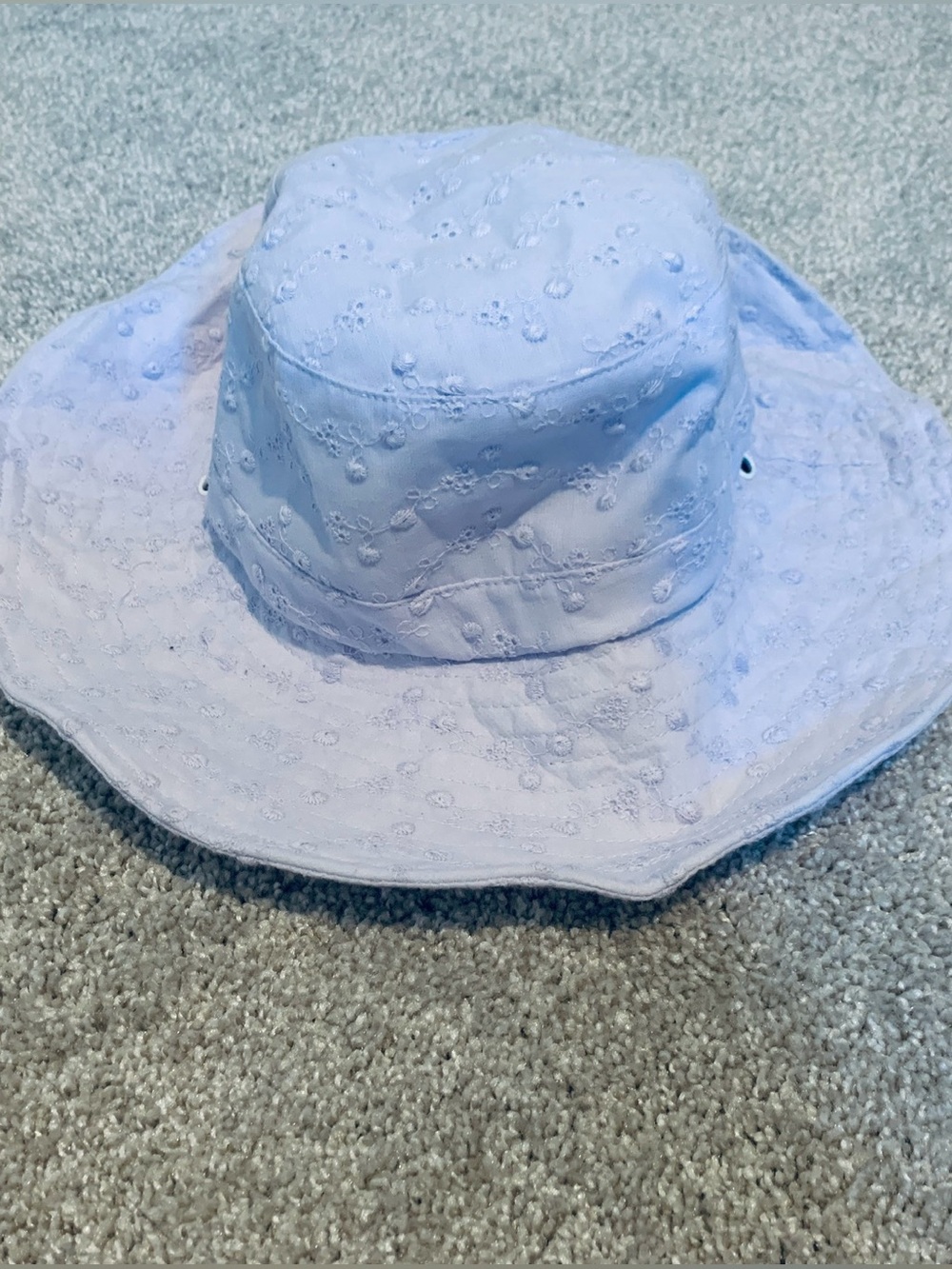 Big Kid Lavender Sun Hat - Cute Lightweight Eyelet Bucket Hat 👒